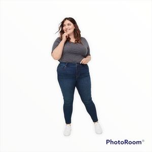 LANE BRYANT Straight Fit High Rise Skinny Jean Flex Waistband Size 22 EUC